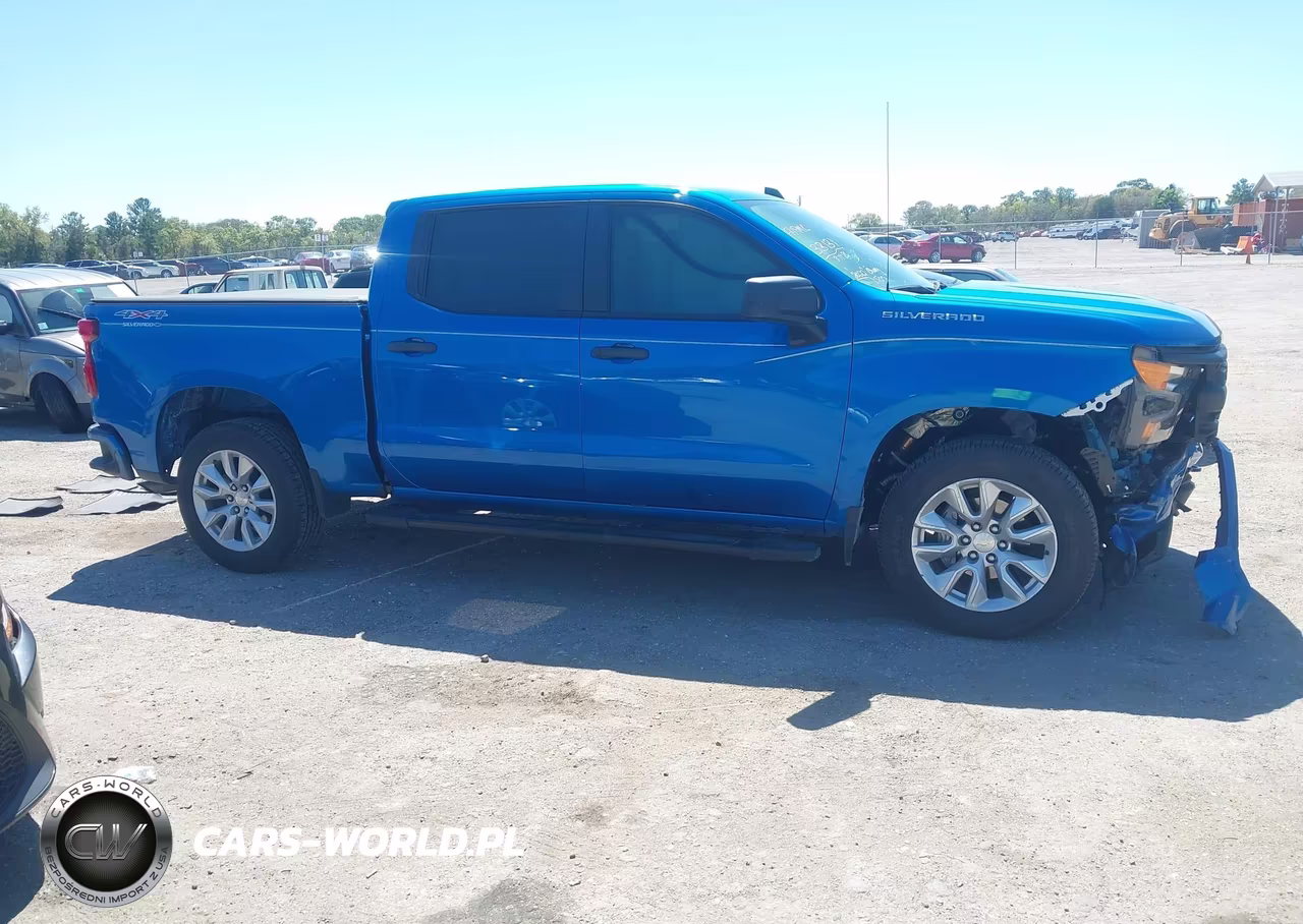 2022 Chevrolet Silverado 1500 4Wd Short Bed Custom VIN:1GCPDBEK2NZ623826 - 13