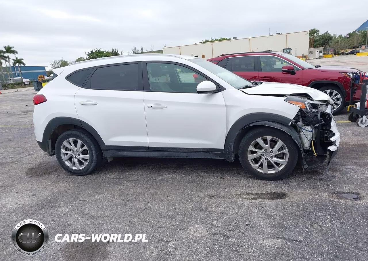 2021 Hyundai Tucson Value VIN:KM8J33A40MU328494 - 13