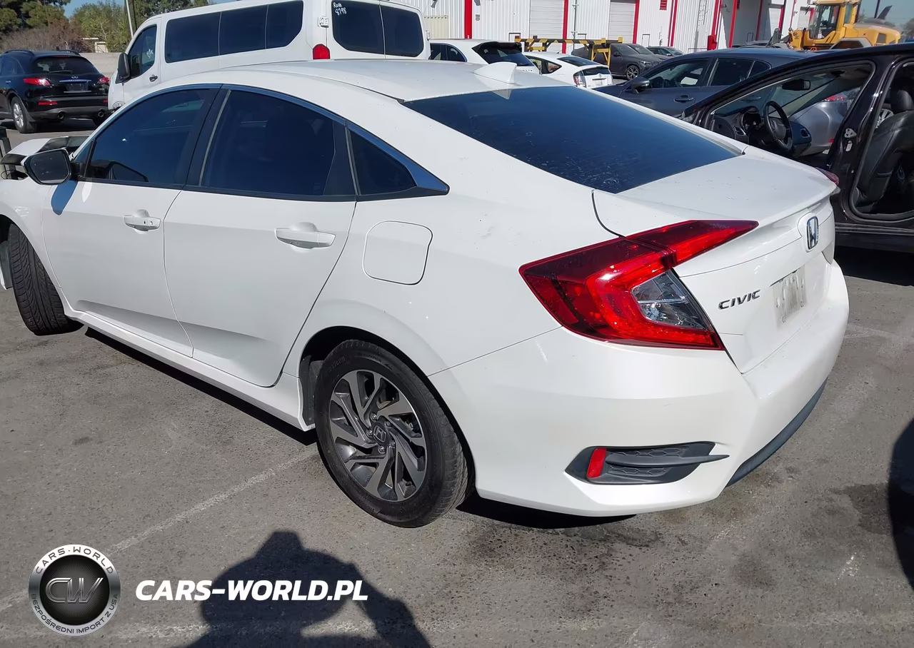 2018 Honda Civic Ex VIN:2HGFC2F74JH577226 - 3