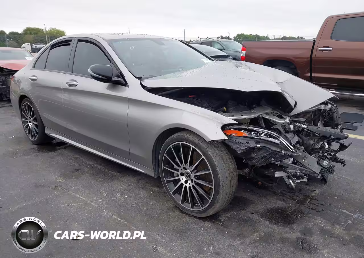 2019 Mercedes-Benz C 300