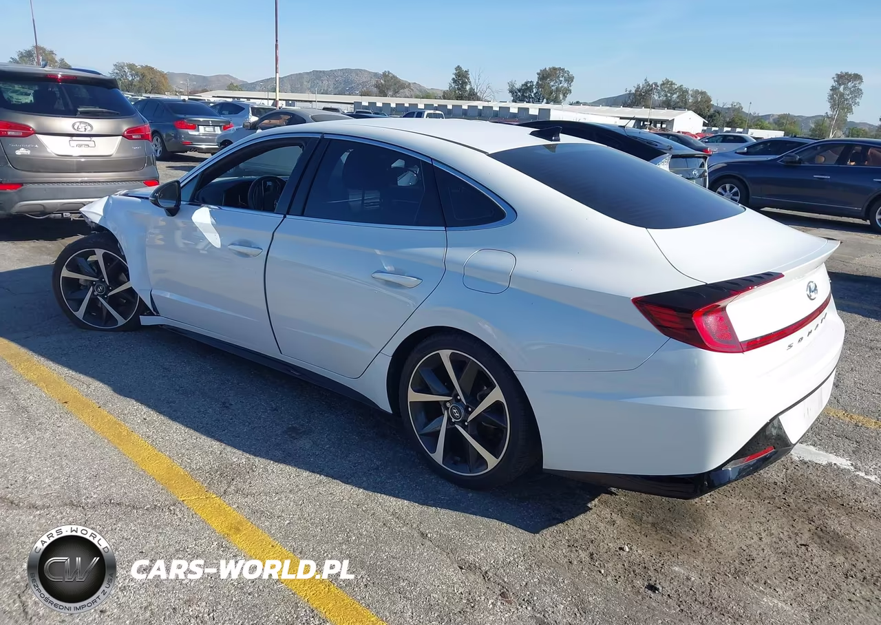 2021 Hyundai Sonata Sel Plus VIN:5NPEJ4J25MH111517 - 3