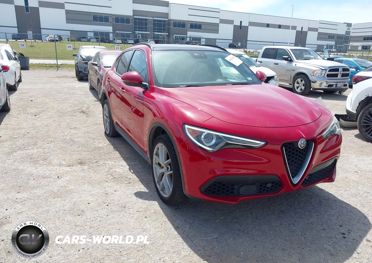 2018 Alfa Romeo Stelvio Ti Sport Awd