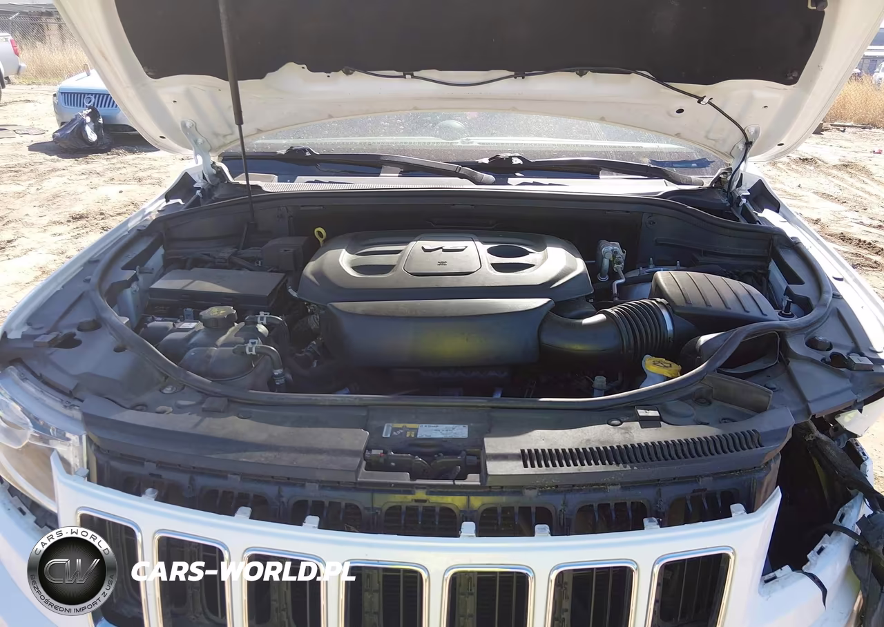 2016 Jeep Grand Cherokee Laredo VIN:1C4RJFAG2GC304247 - 10