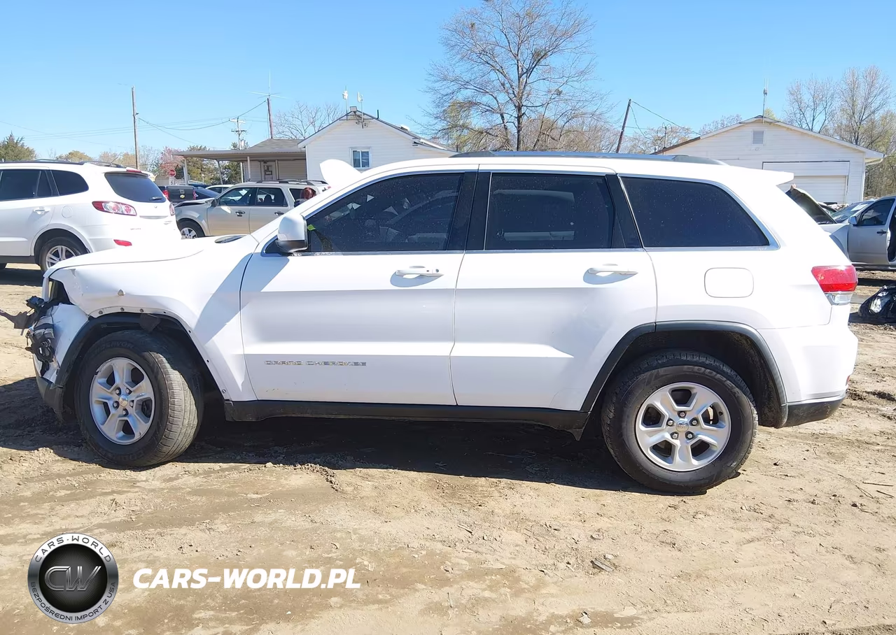 2016 Jeep Grand Cherokee Laredo VIN:1C4RJFAG2GC304247 - 14