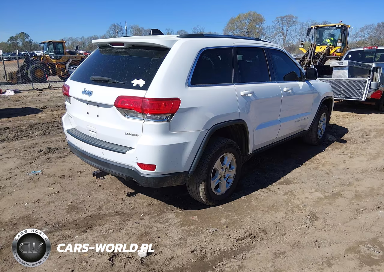 2016 Jeep Grand Cherokee Laredo VIN:1C4RJFAG2GC304247 - 4