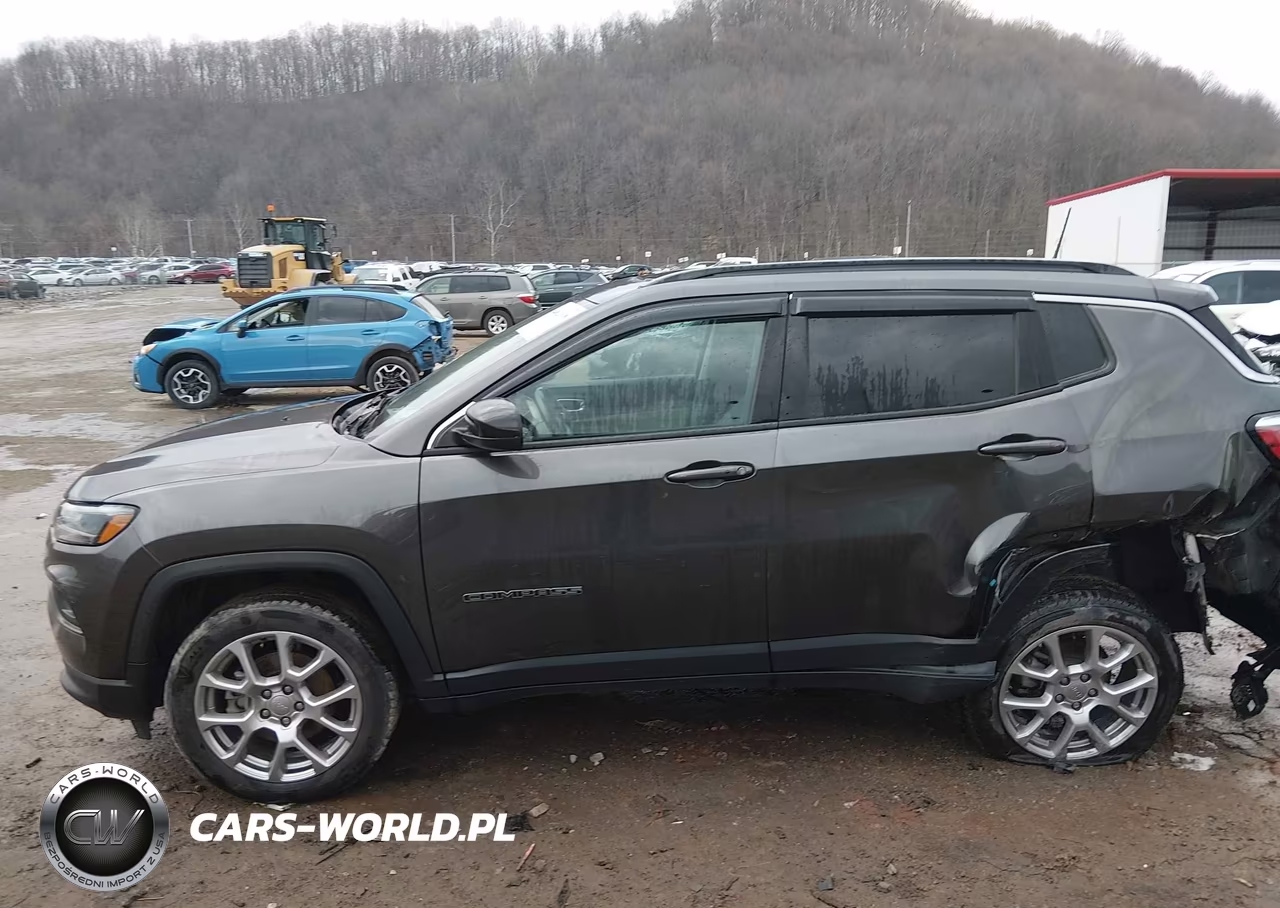 2022 Jeep Compass Latitude Lux 4X4 VIN:3C4NJDFB3NT180720 - 14