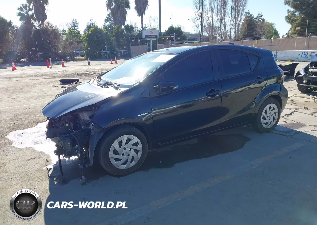 2016 Toyota Prius C Persona Series VIN:JTDKDTB35G1119091 - 2