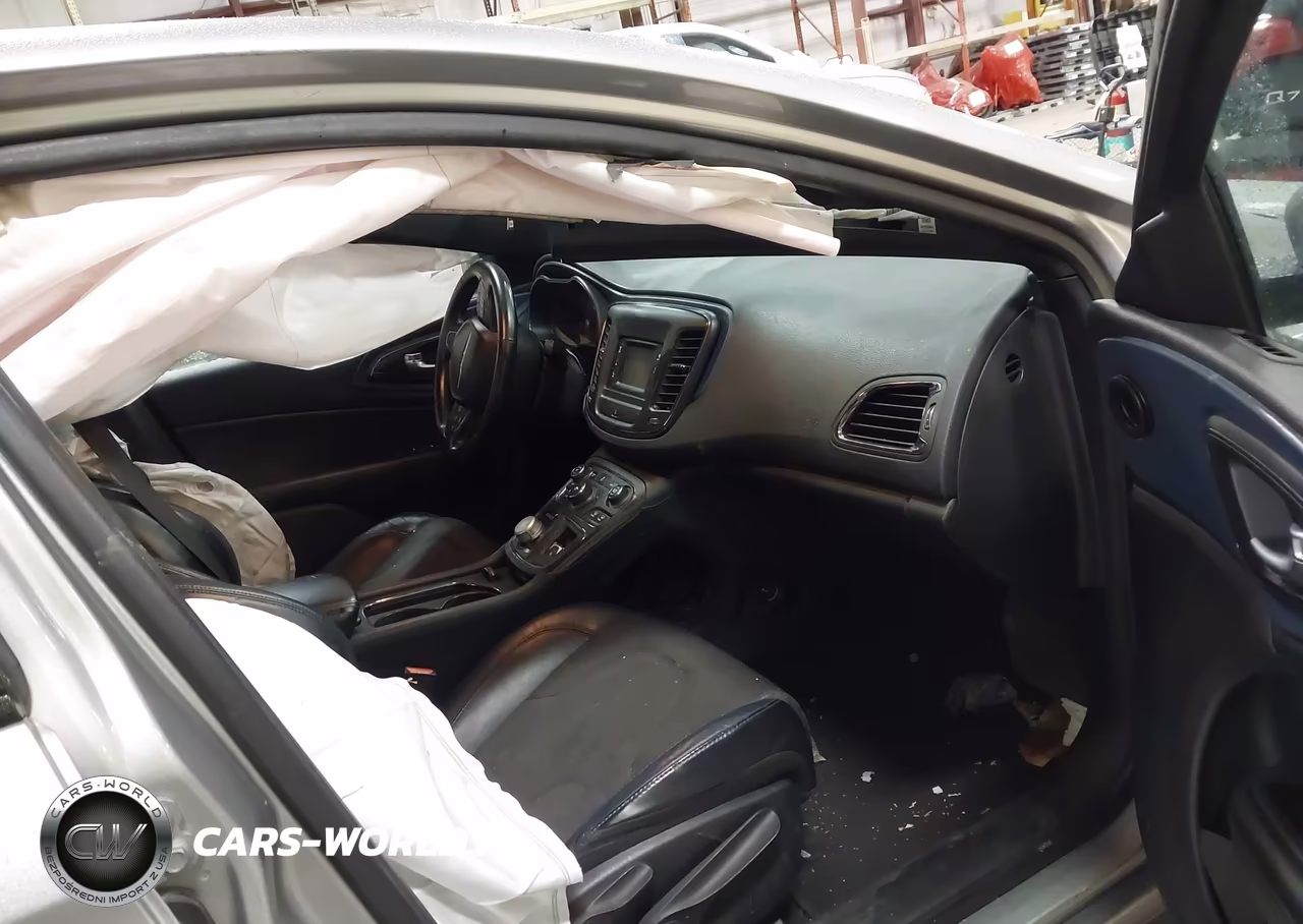 2015 Chrysler 200 S VIN:1C3CCCBB3FN649523 - 5