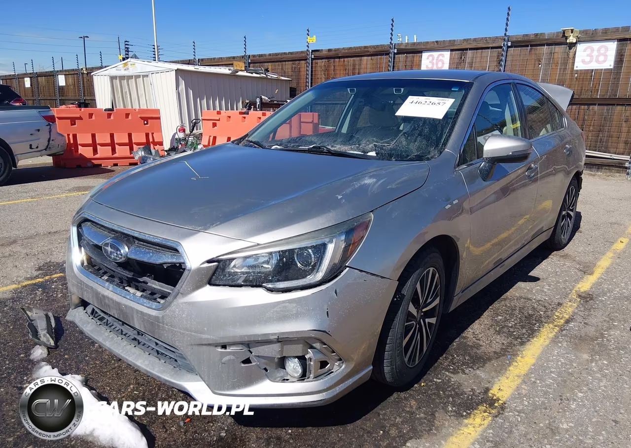 2018 Subaru Legacy 2.5I Premium VIN:4S3BNAF62J3029642 - 2