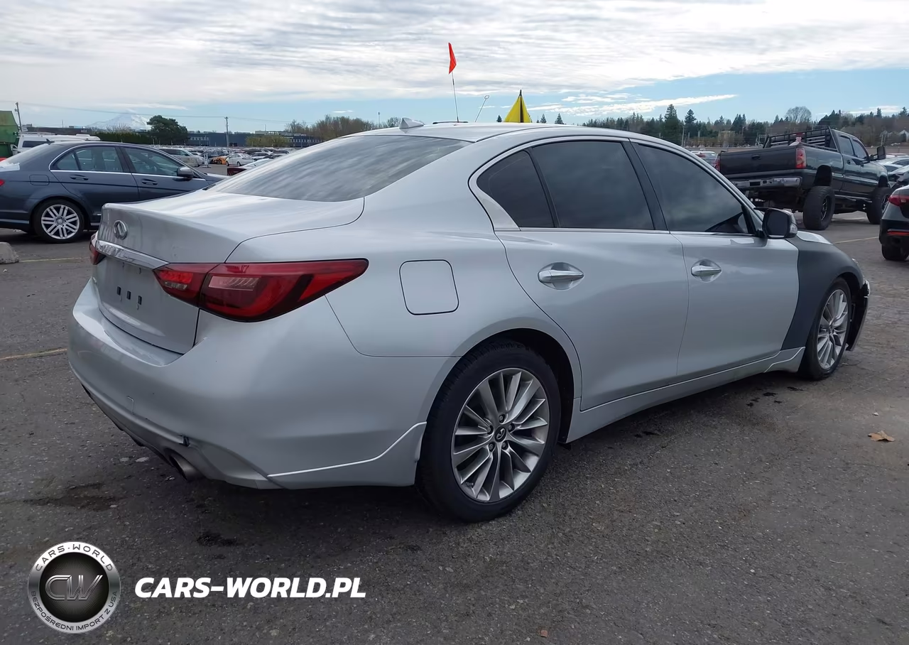 2018 Infiniti Q50 3.0T Luxe VIN:JN1EV7AR2JM431983 - 4
