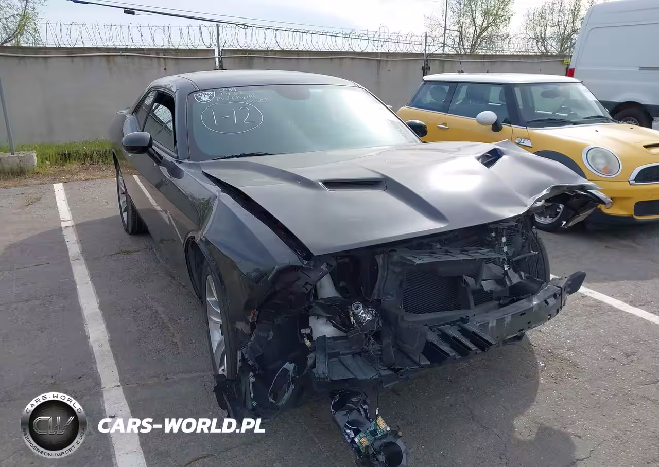 2020 Dodge Challenger Sxt