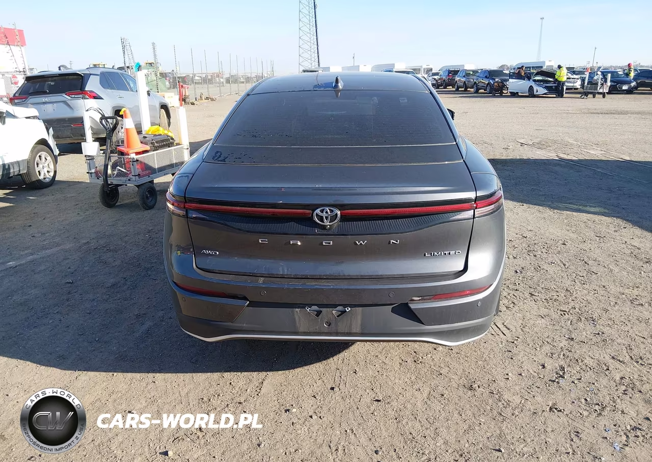 2023 Toyota Crown Limited VIN:JTDAAAAF3P3016924 - 16