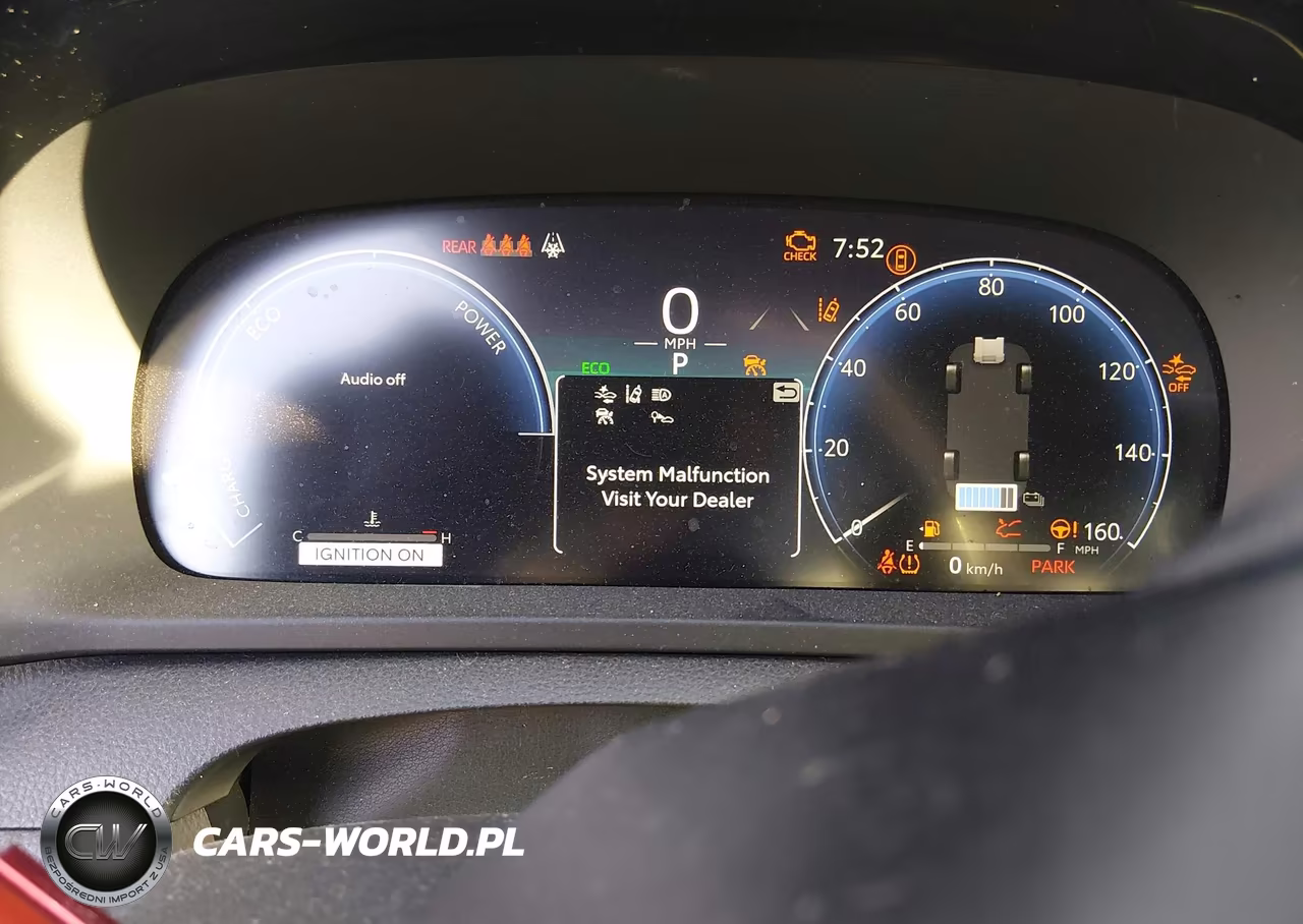 2023 Toyota Crown Limited VIN:JTDAAAAF3P3016924 - 7