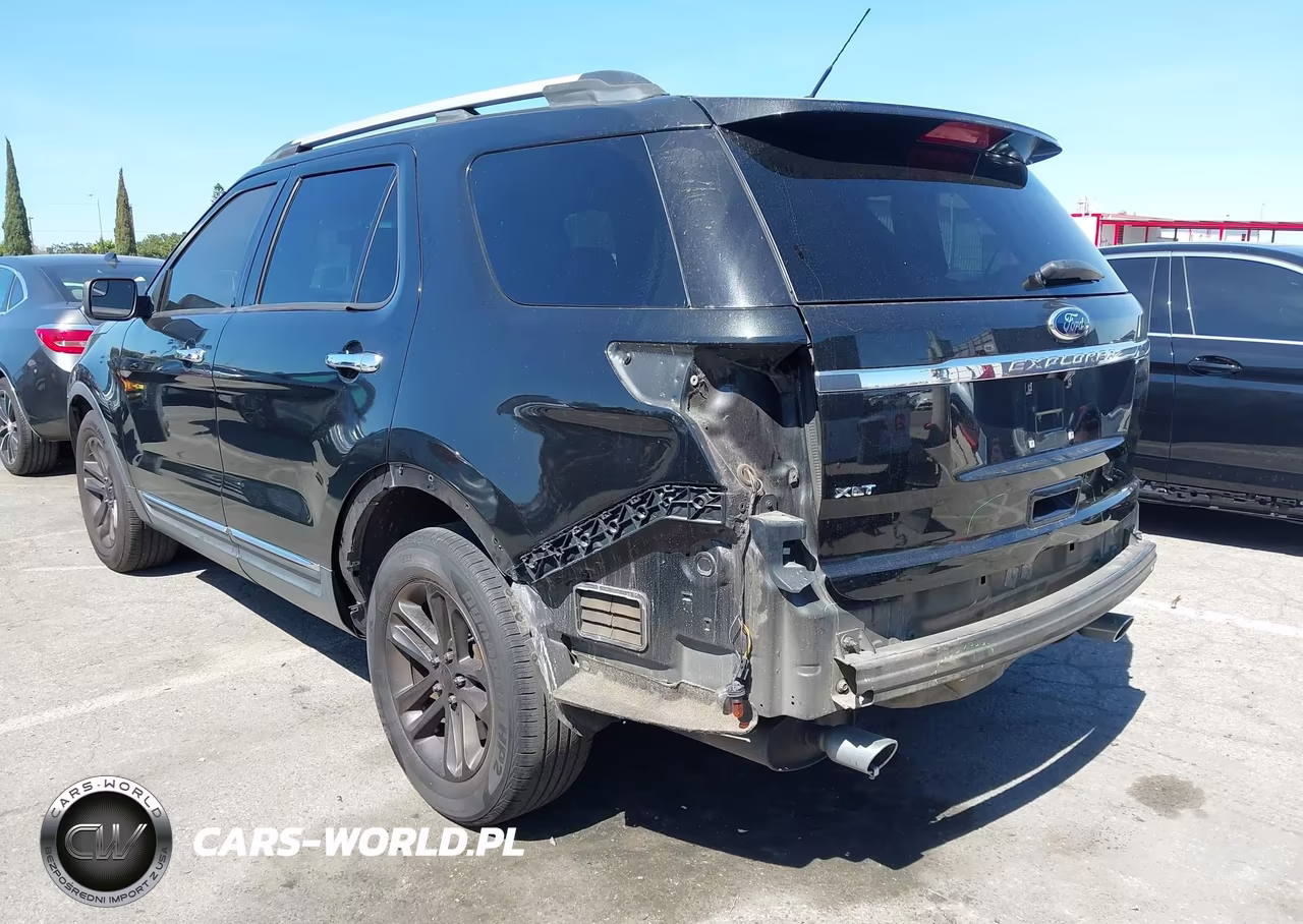 2014 Ford Explorer Xlt VIN:1FM5K7D86EGB18895 - 3