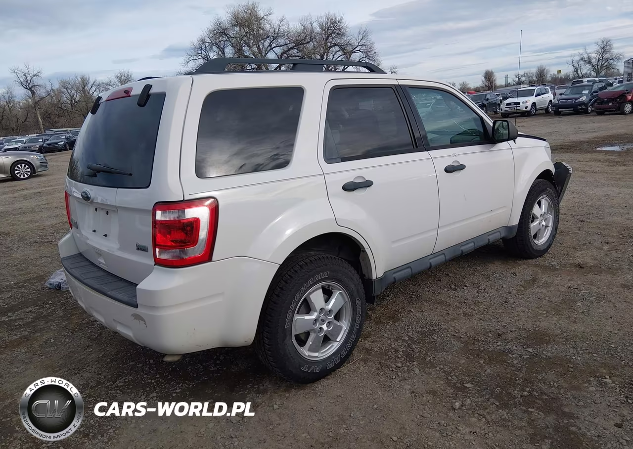 2012 Ford Escape Xlt VIN:1FMCU9DG6CKB55718 - 4