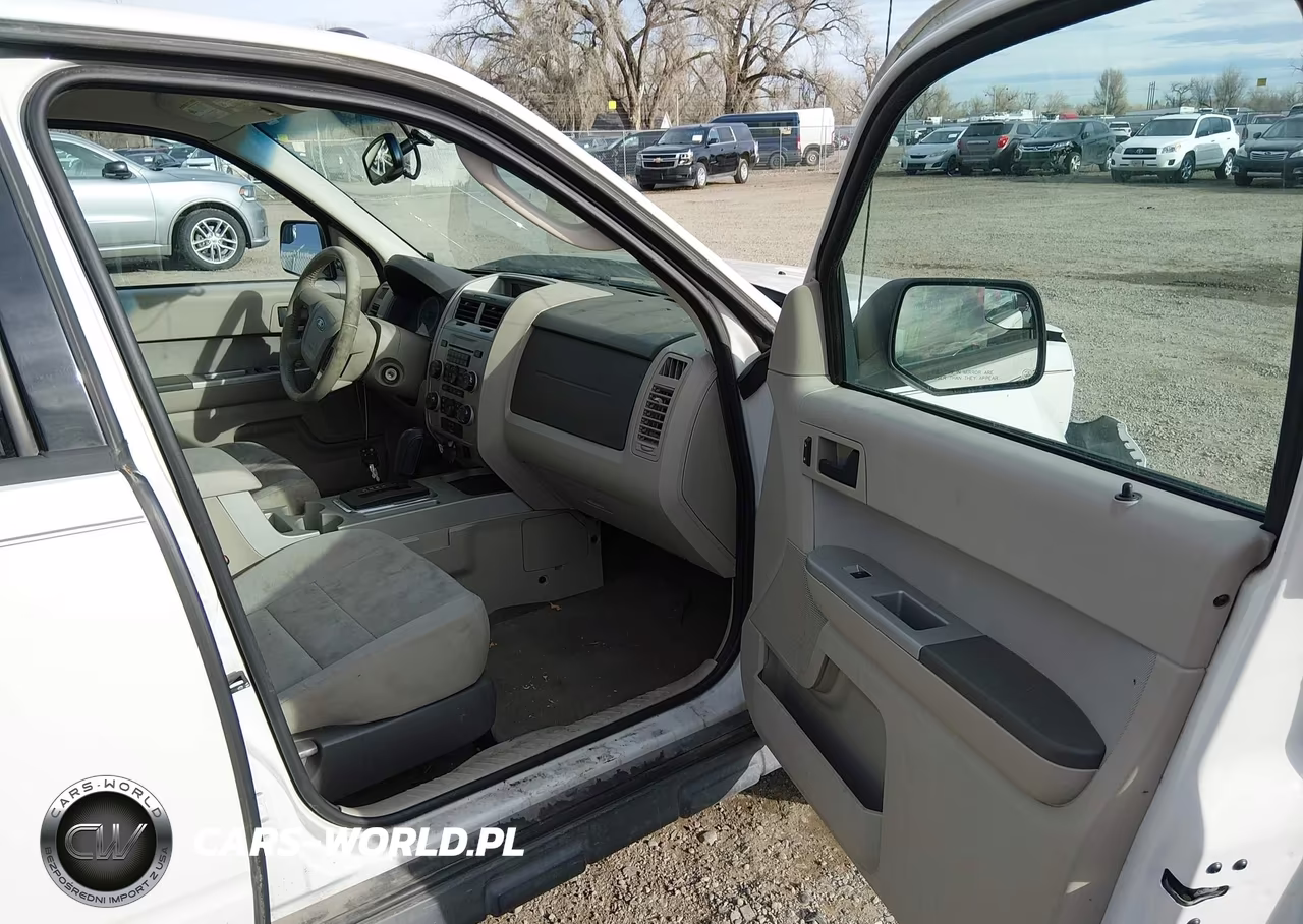 2012 Ford Escape Xlt VIN:1FMCU9DG6CKB55718 - 5