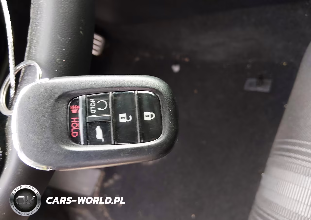 2025 Honda Civic Sedan Sport VIN:19XFL2H83SE030594 - 11