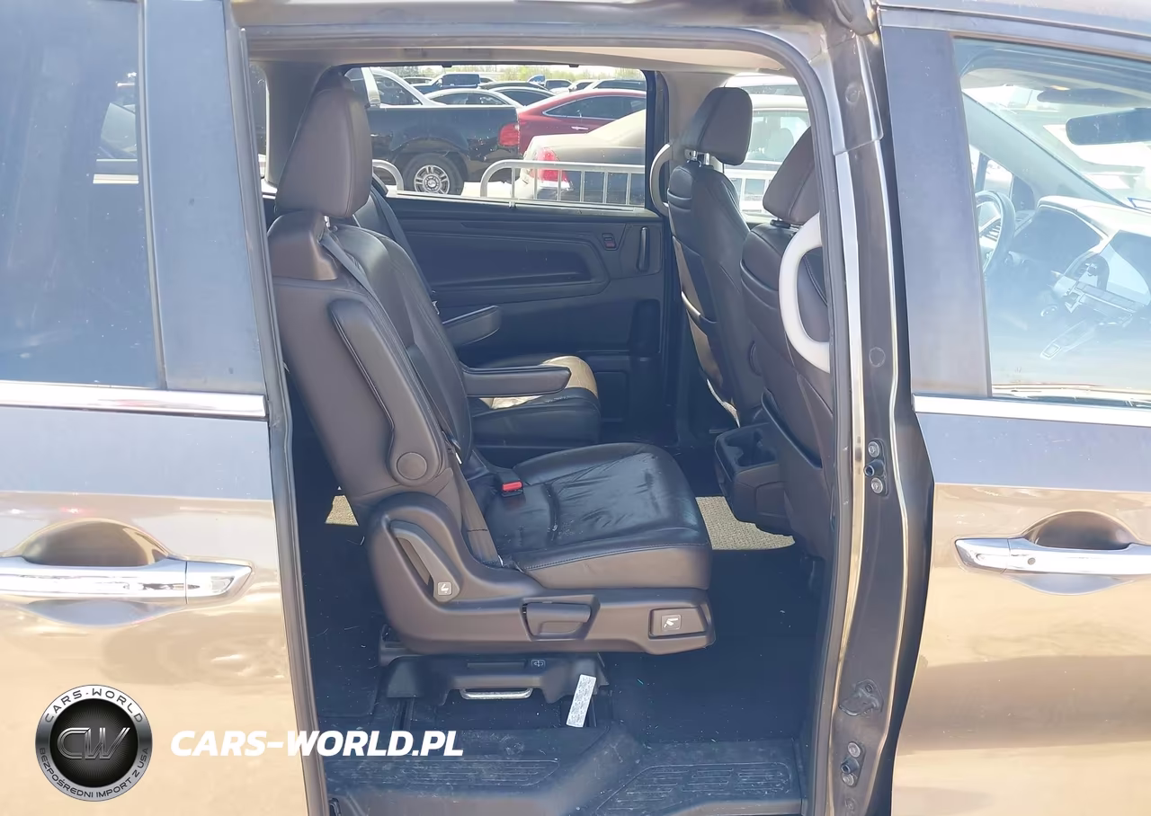 2018 Honda Odyssey Ex-L VIN:5FNRL6H75JB077226 - 8