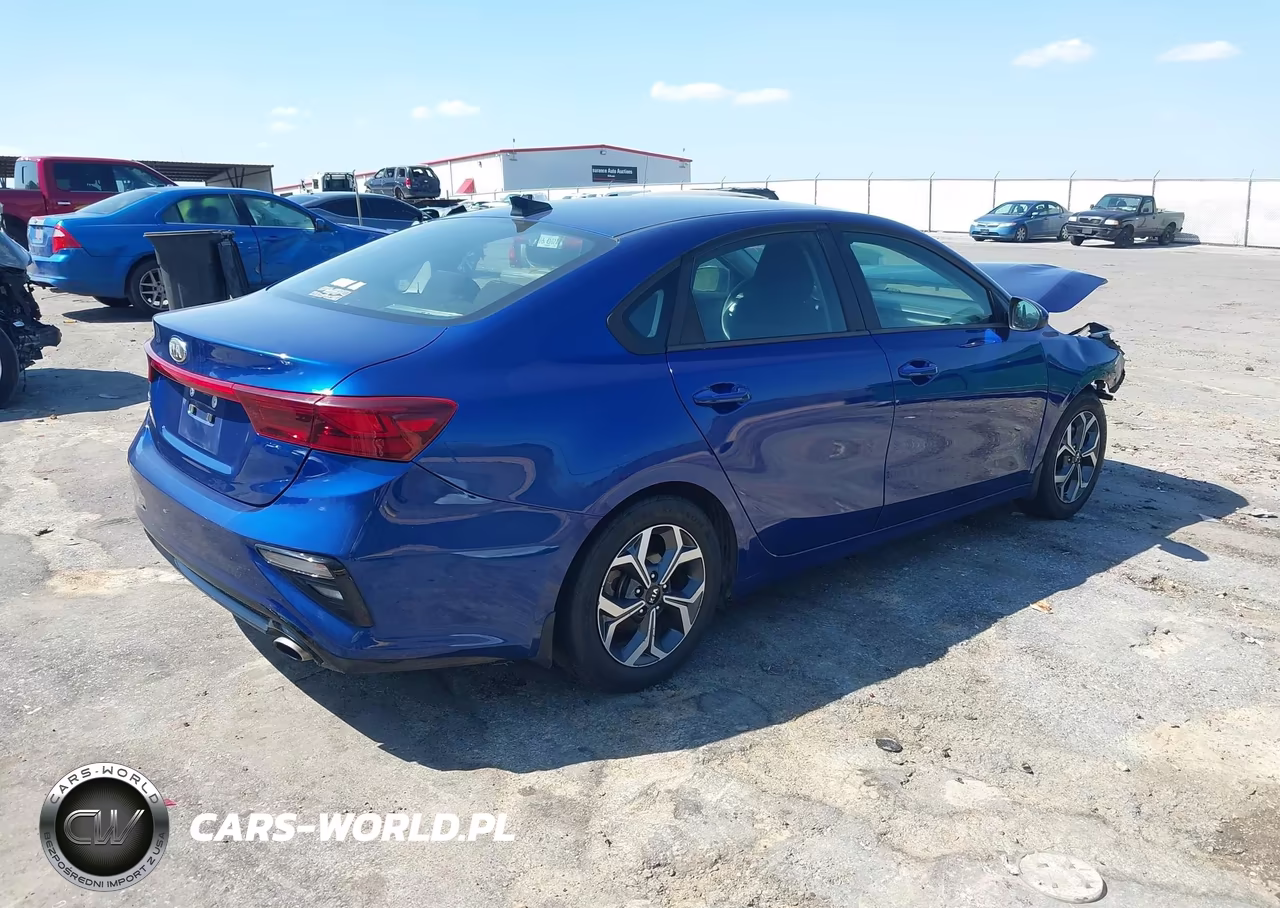 2020 Kia Forte Lxs VIN:3KPF24AD8LE140001 - 4