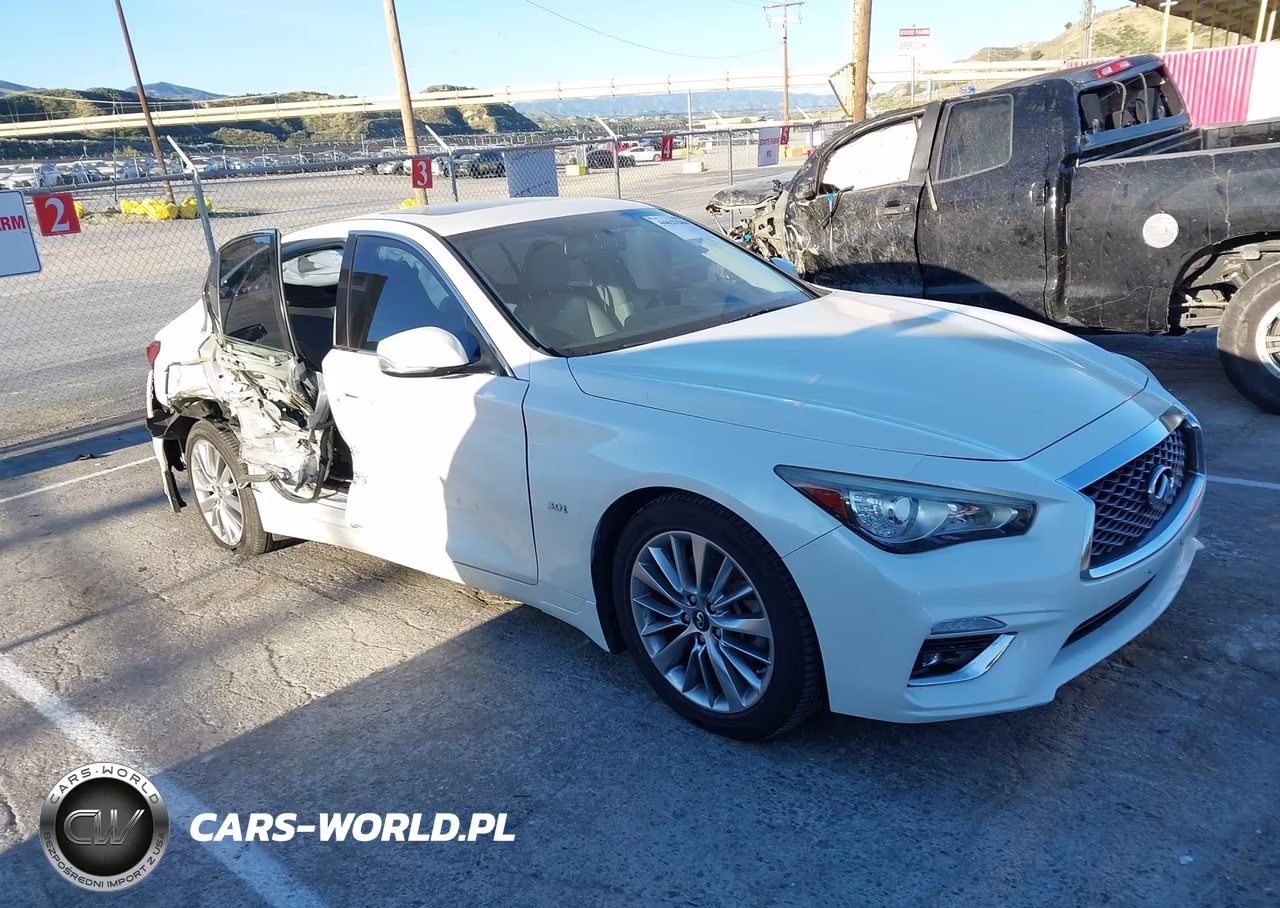 2018 Infiniti Q50 3.0T Luxe