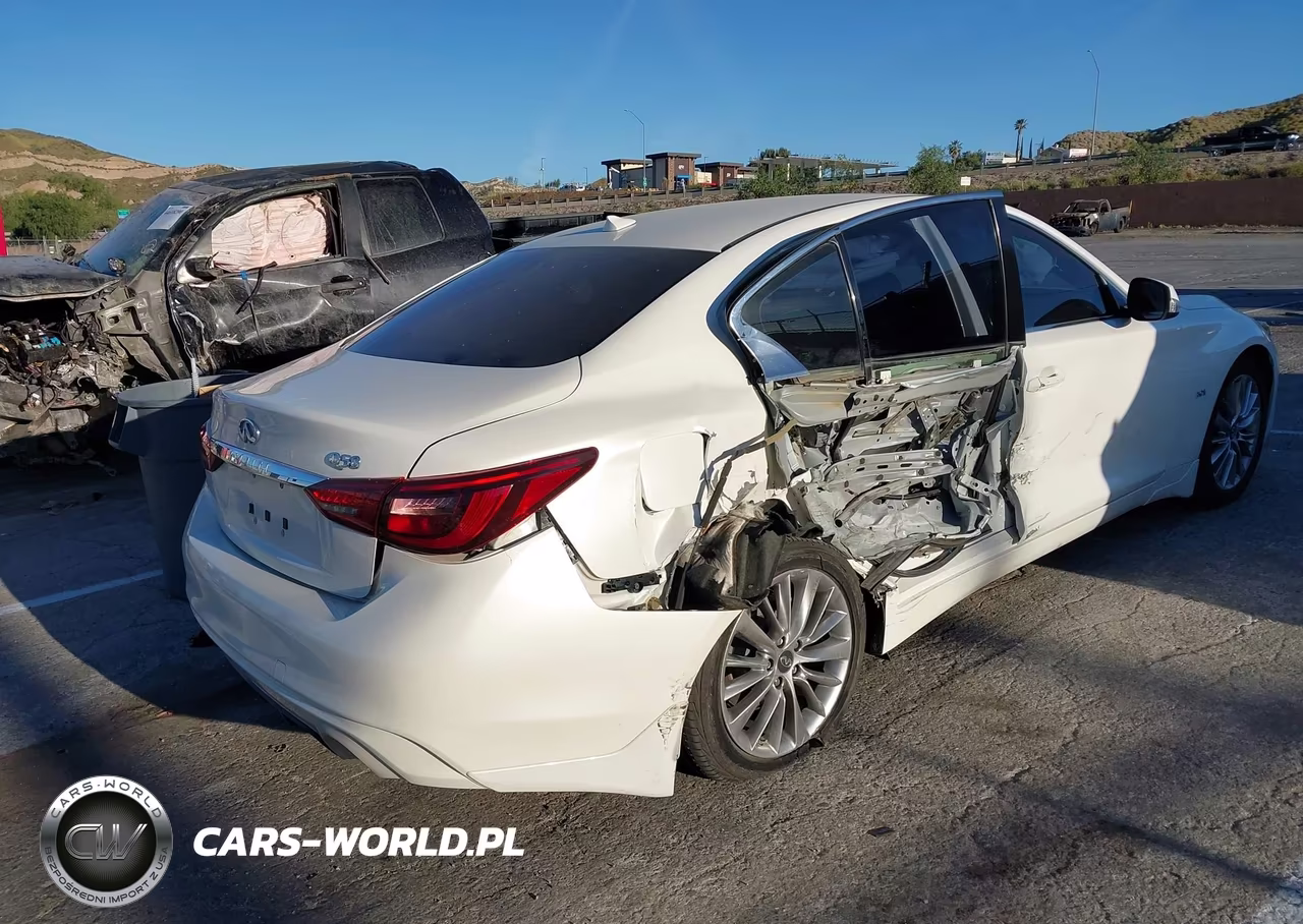 2018 Infiniti Q50 3.0T Luxe VIN:JN1EV7AP1JM363562 - 4
