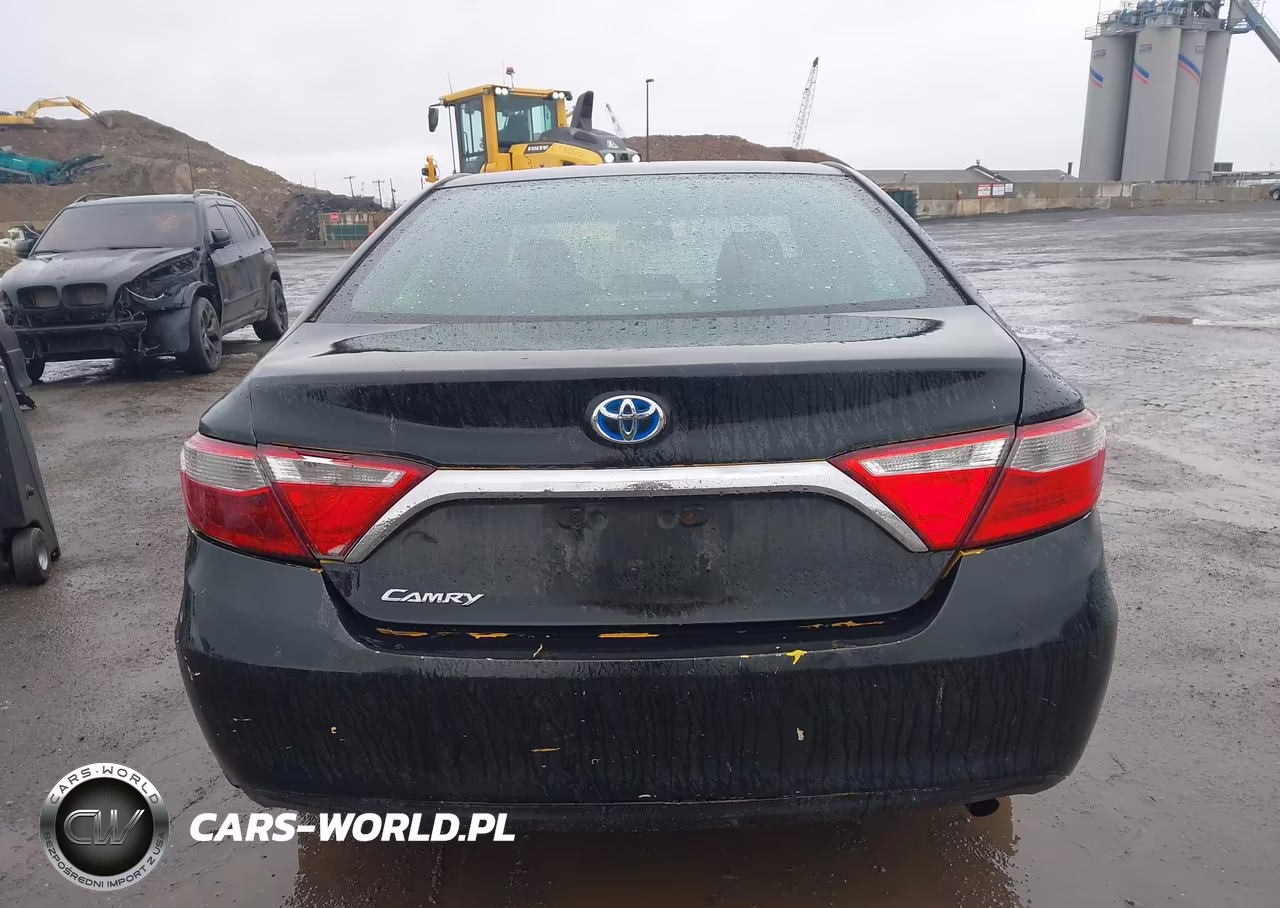 2015 Toyota Camry Hybrid Le VIN:4T1BD1FK2FU174287 - 16