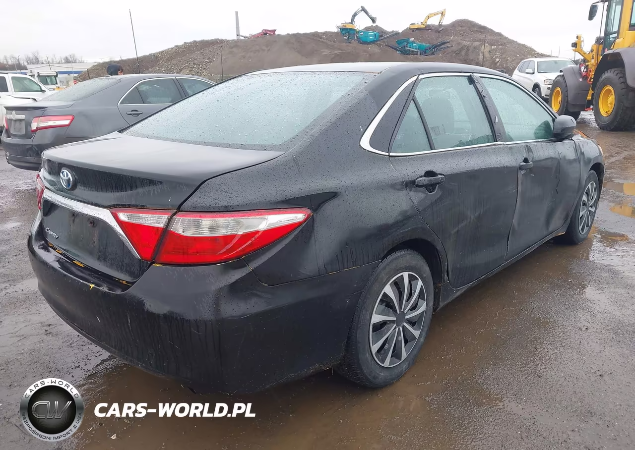 2015 Toyota Camry Hybrid Le VIN:4T1BD1FK2FU174287 - 4