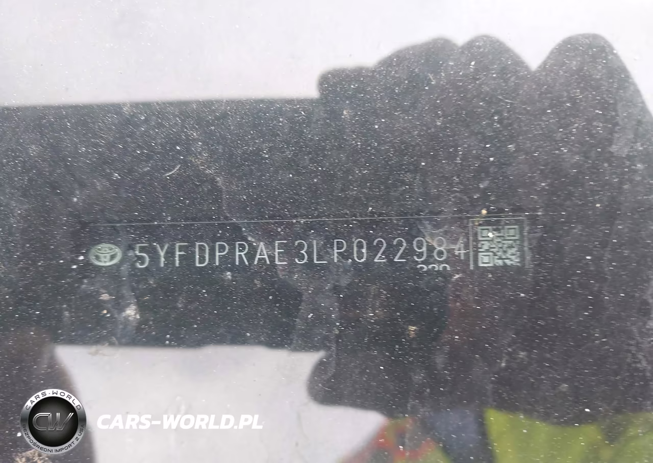 2020 Toyota Corolla L VIN:5YFDPRAE3LP022984 - 17