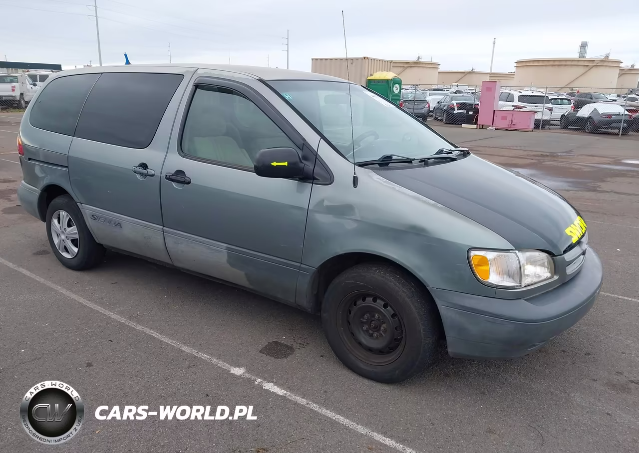 2000 Toyota Sienna Ce