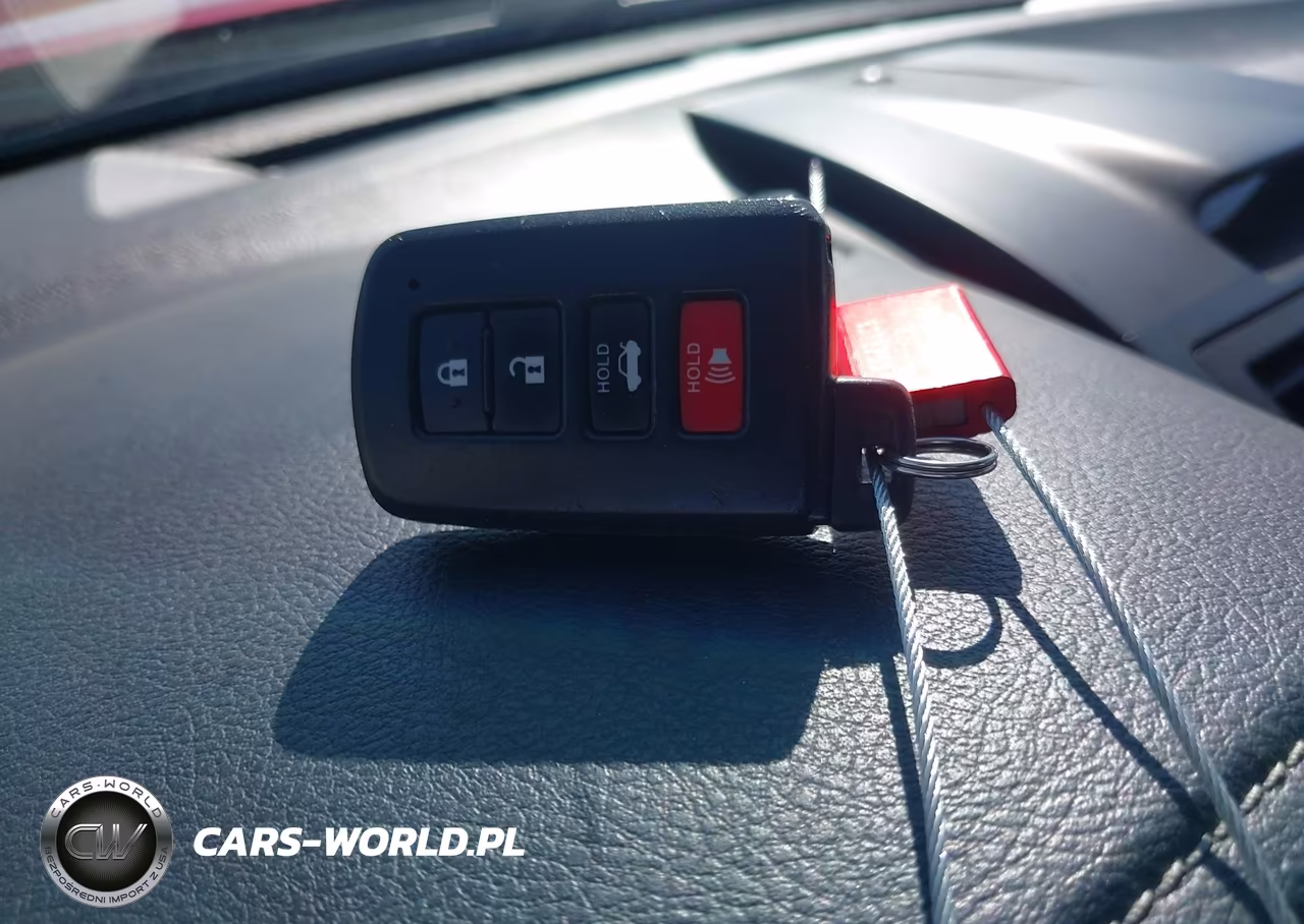 2013 Toyota Camry Hybrid Le VIN:4T1BD1FK1DU087168 - 11