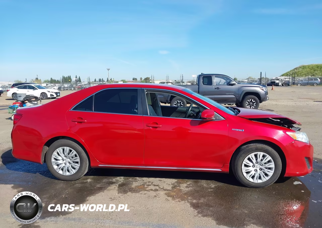 2013 Toyota Camry Hybrid Le VIN:4T1BD1FK1DU087168 - 13