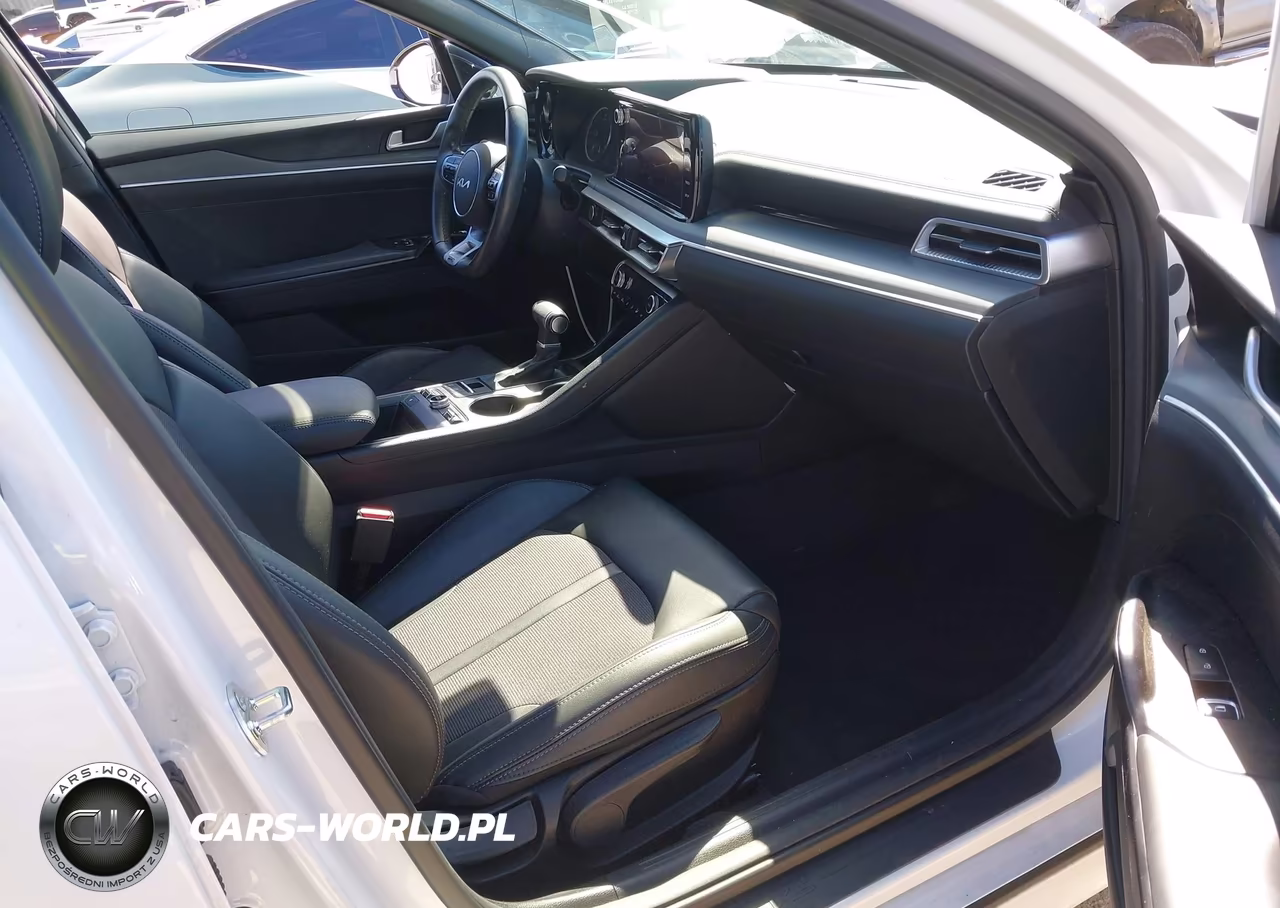 2024 Kia K5 Gt-Line VIN:5XXG64J29RG266102 - 5