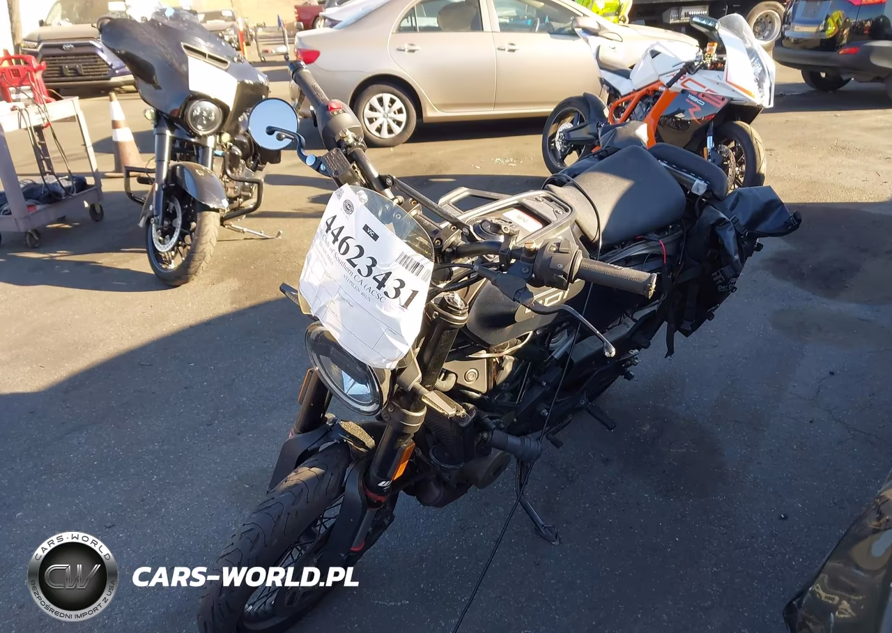 2023 Husqvarna Vitpilen 401-Svartpilen 401 VIN:MD2JUJ405PC225882 - 2