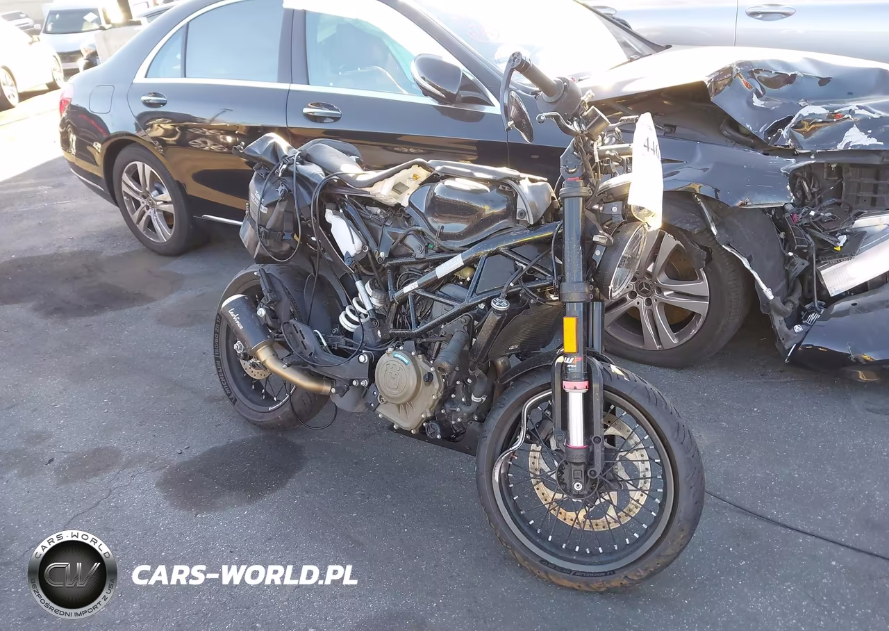 2023 Husqvarna Vitpilen 401-Svartpilen 401 VIN:MD2JUJ405PC225882 - 8