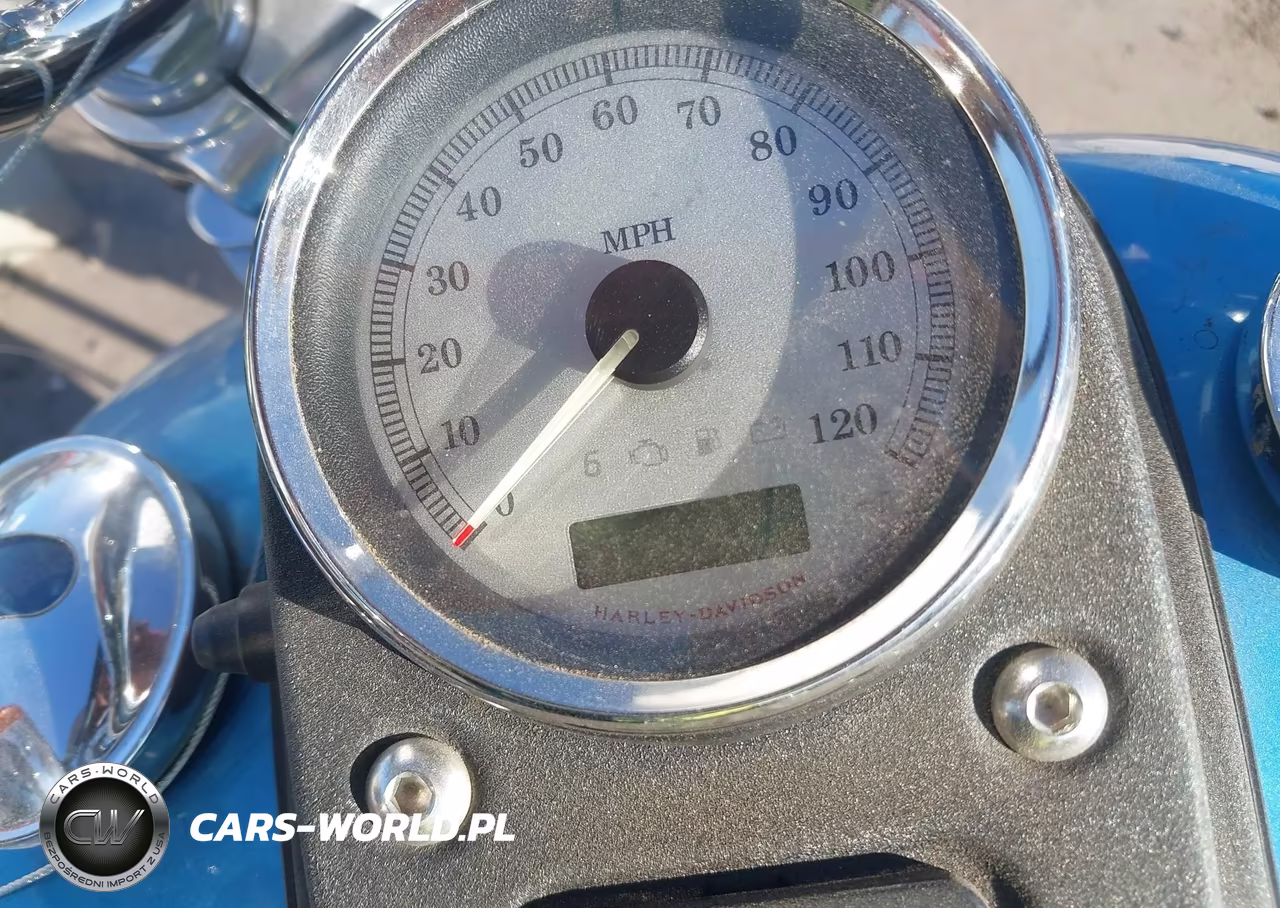 2011 Harley-Davidson Fxdb VIN:1HD1GX432BC310082 - 7