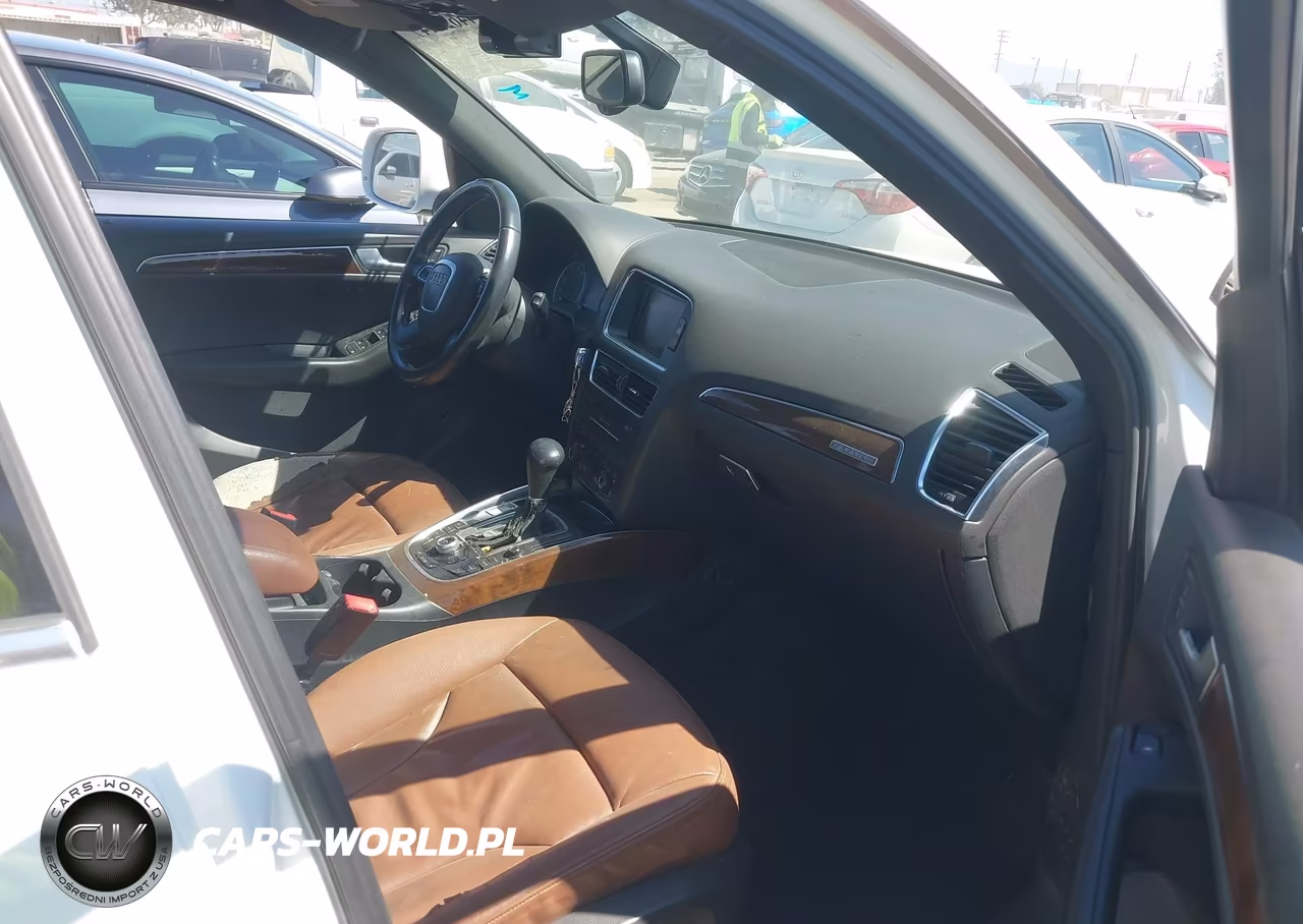 2011 Audi Q5 2.0T Premium VIN:WA1LFAFP2BA049469 - 5