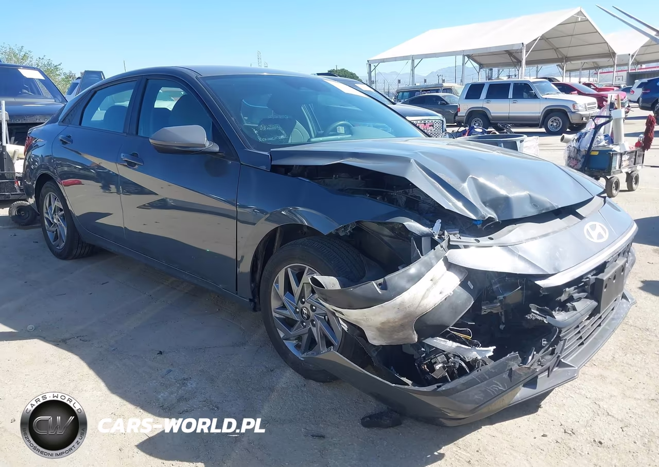 2024 Hyundai Elantra Sel – zdjęcie 1 z 15
