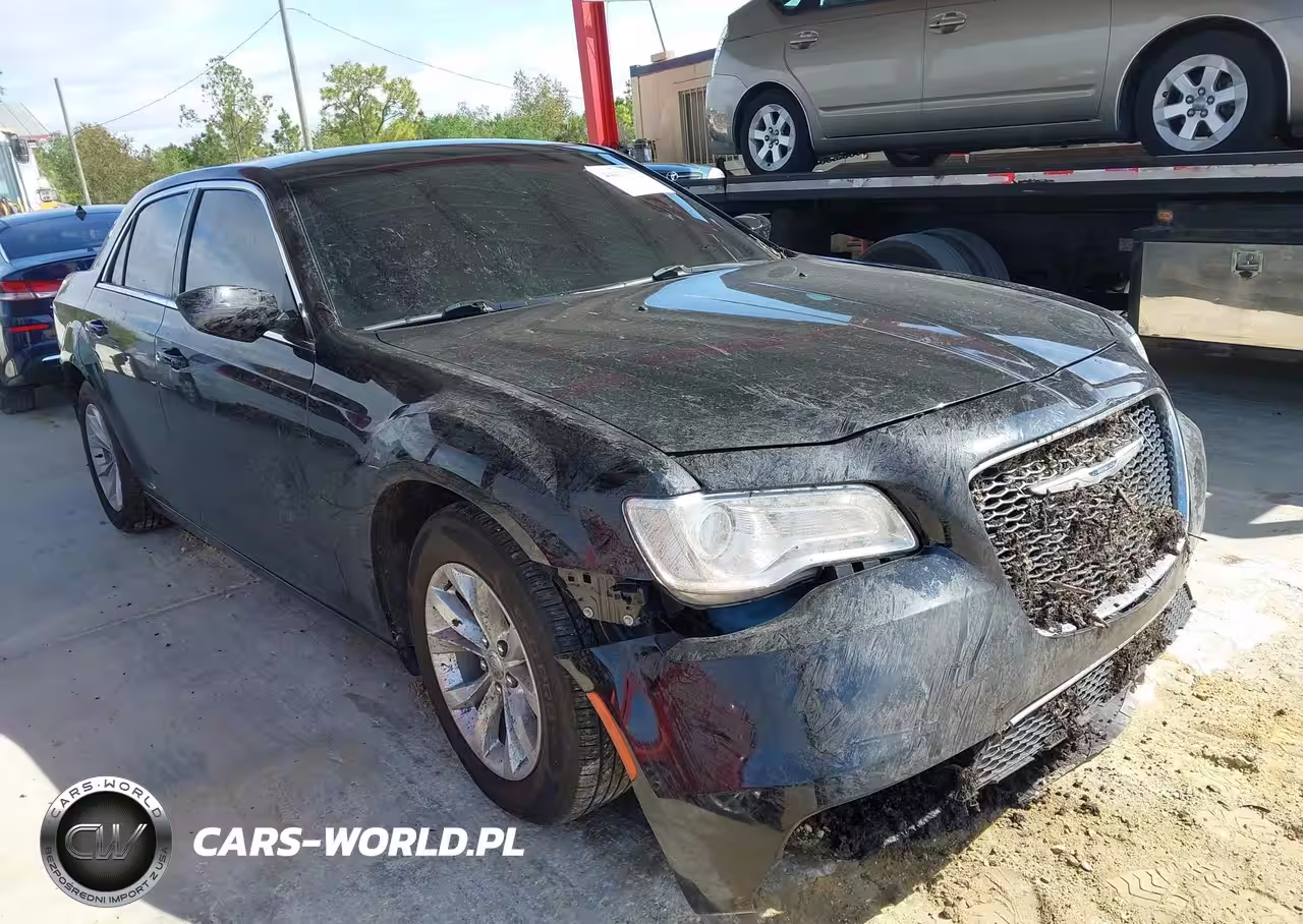 2021 Chrysler 300 Touring