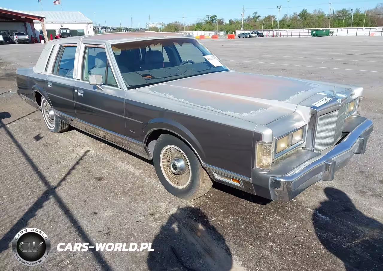 1988 Lincoln Town Car Cartier