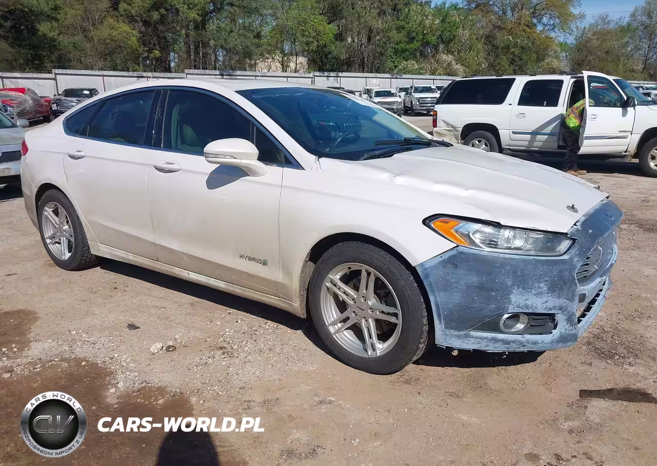 2013 Ford Fusion Hybrid Se