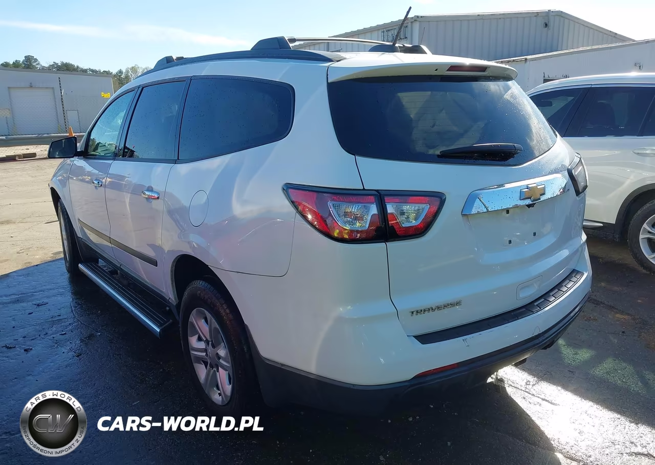 2017 Chevrolet Traverse Ls VIN:1GNKRFED7HJ345715 - 3