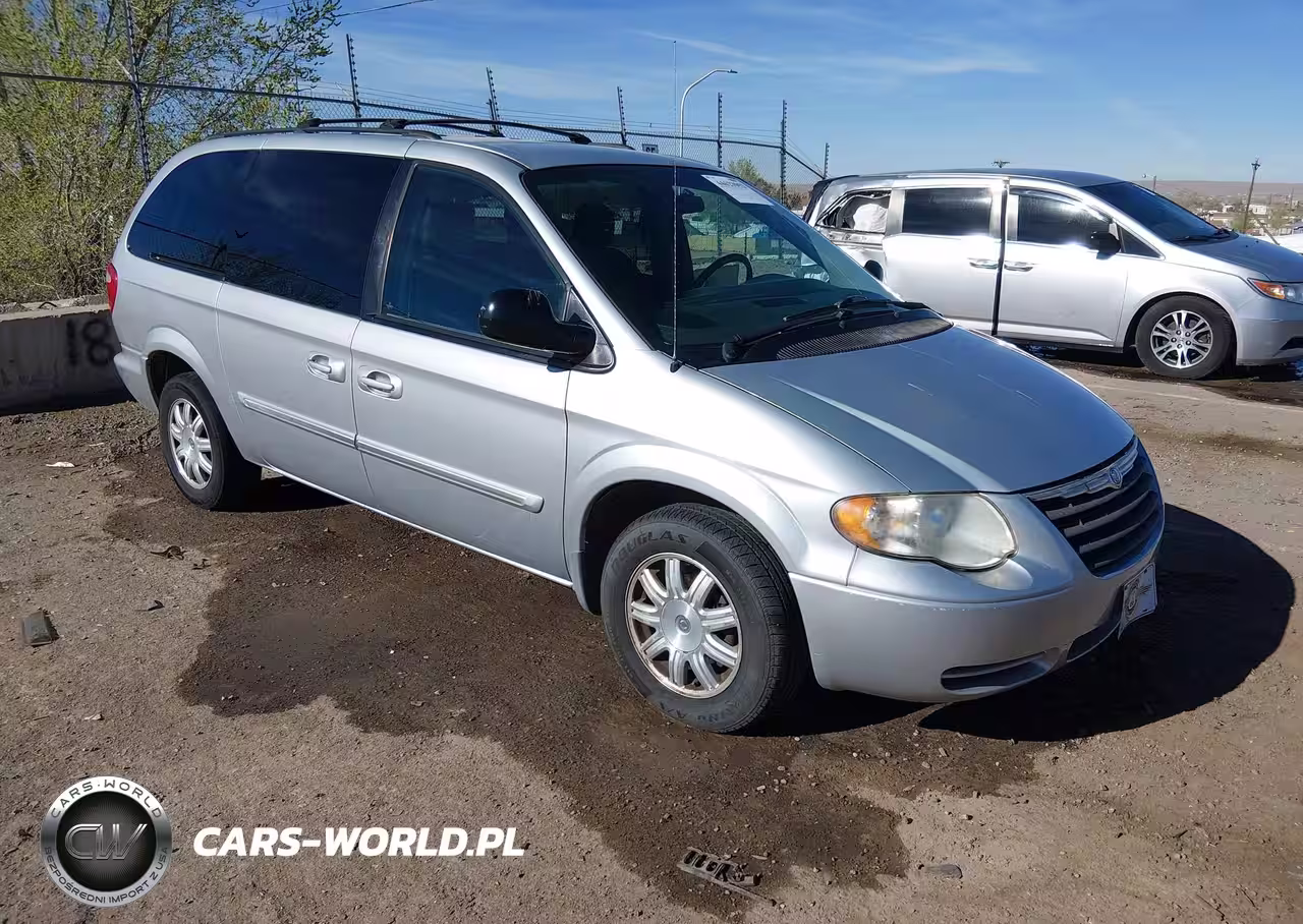 2006 Chrysler Town & Country Touring