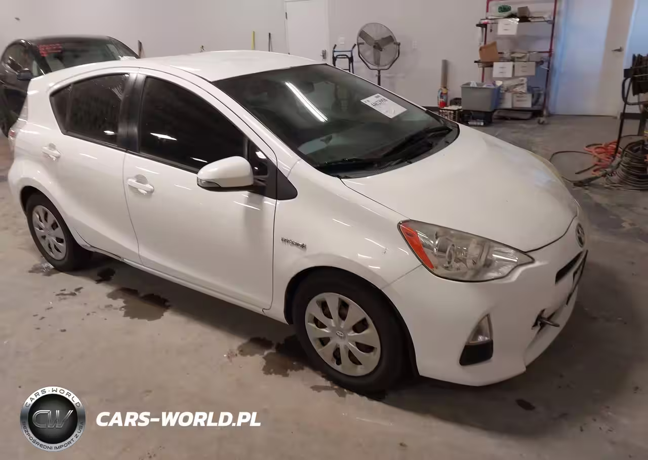 2012 Toyota Prius C Two
