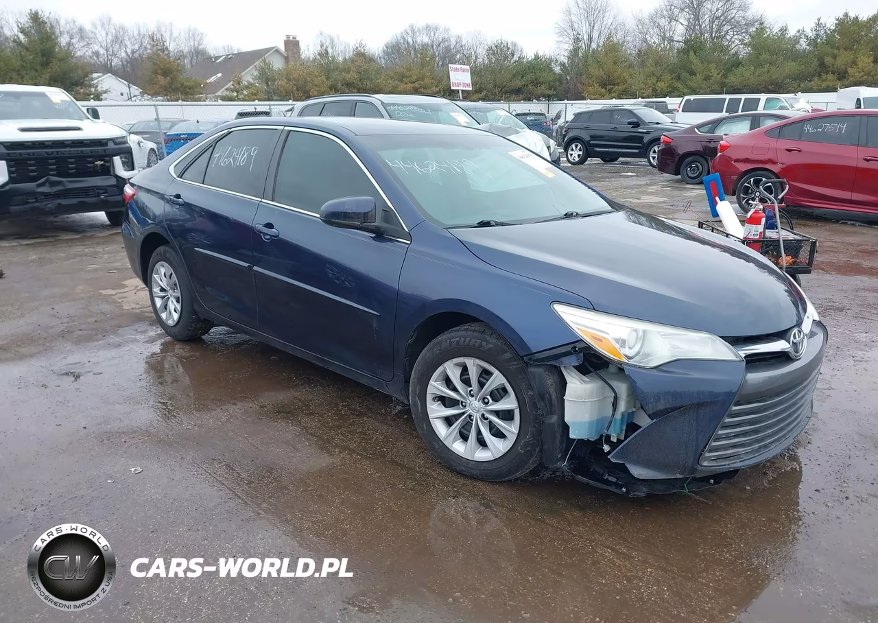 2016 Toyota Camry Le