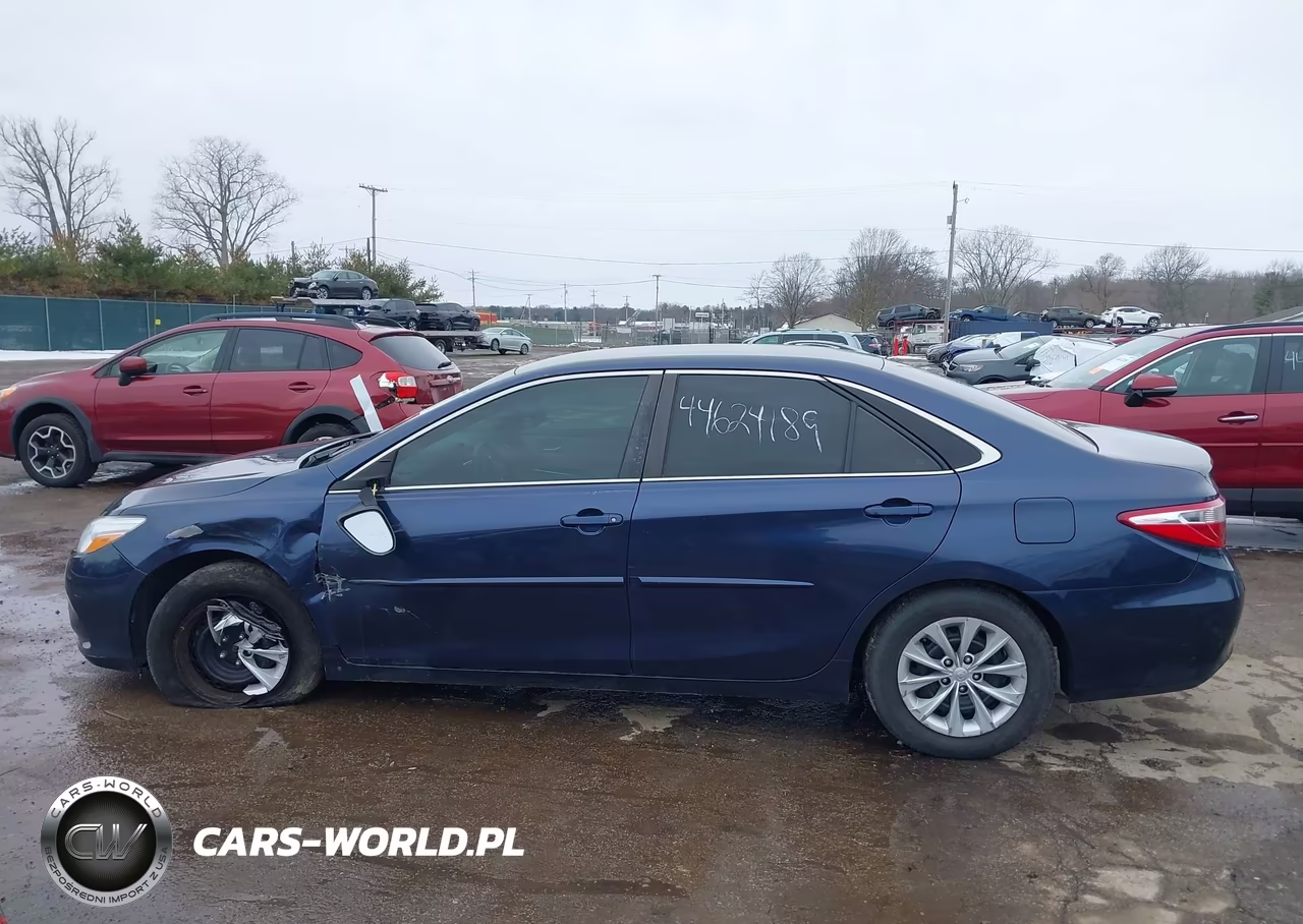 2016 Toyota Camry Le VIN:4T4BF1FK8GR520344 - 15