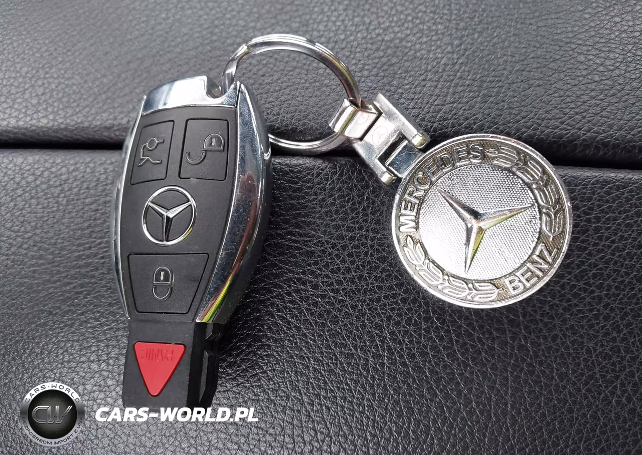2018 Mercedes-Benz C 300 VIN:WDDWF4JB9JR420522 - 11