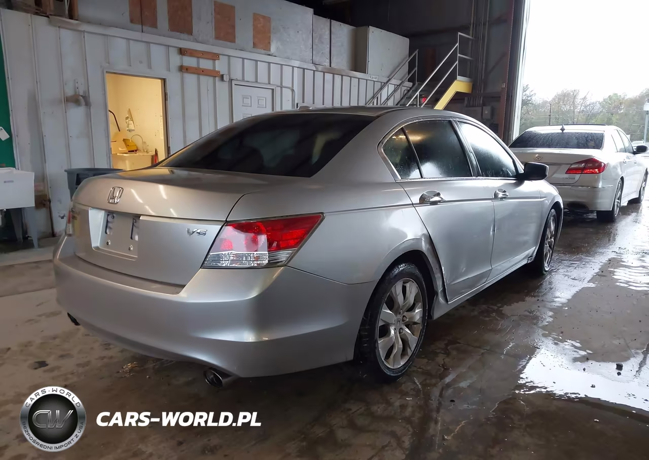 2010 Honda Accord 3.5 Ex-L VIN:1HGCP3F82AA005849 - 4
