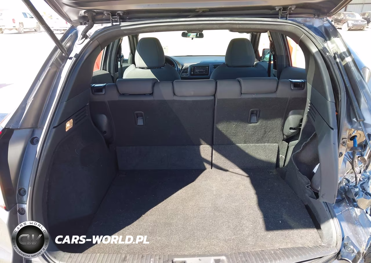 2019 Honda Hr-V Sport VIN:3CZRU6H17KG723767 - 18