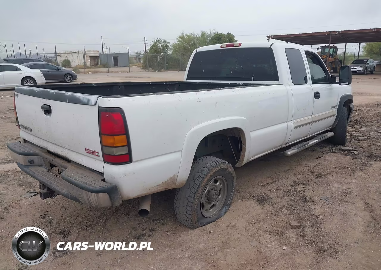 2003 Chevrolet Silverado 2500Hd Ls VIN:1GCHC29U03E142173 - 4