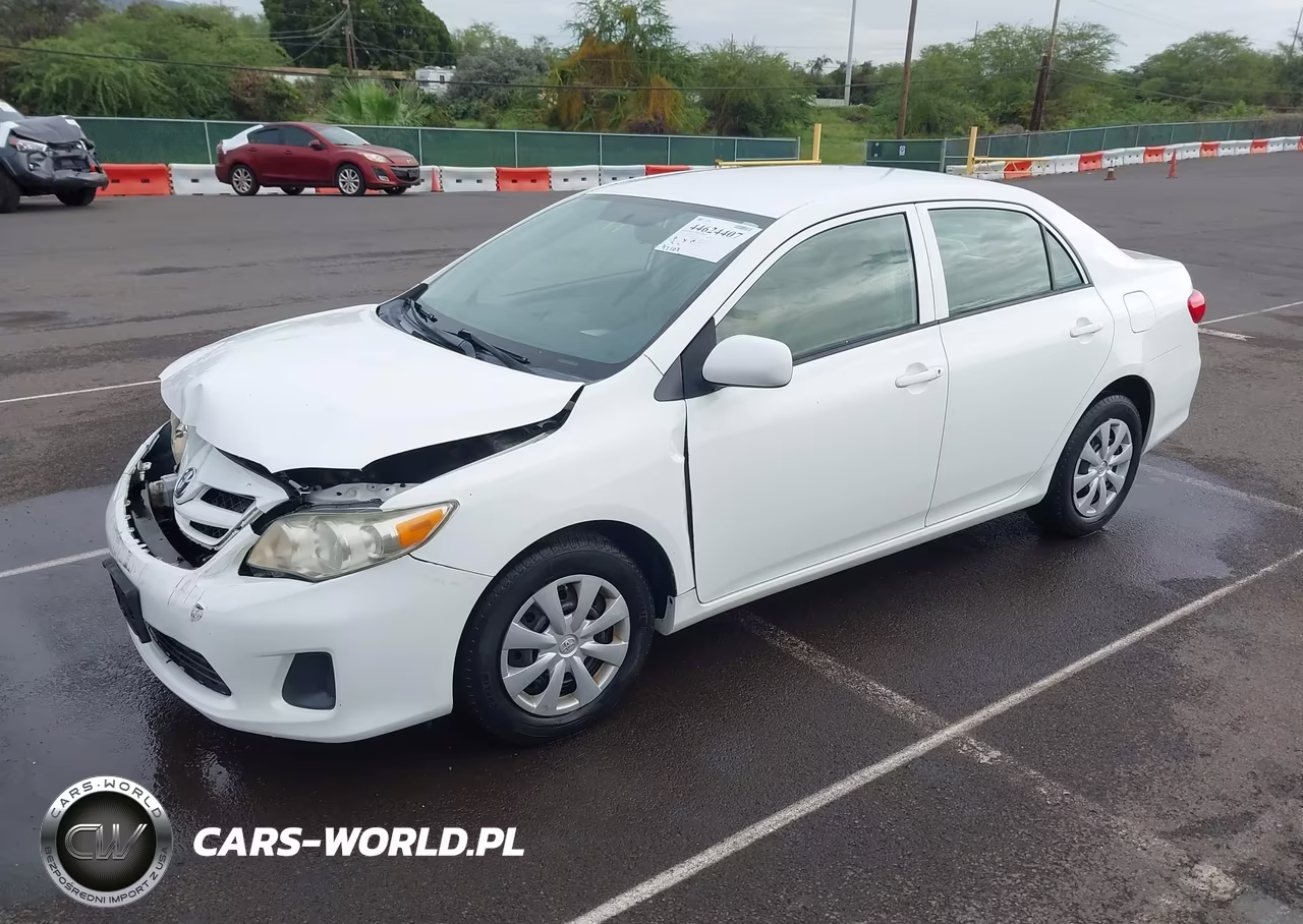 2013 Toyota Corolla L VIN:5YFBU4EE1DP079215 - 2